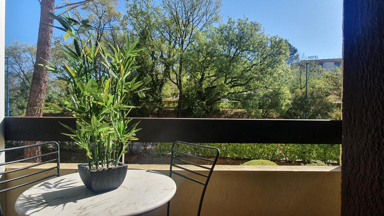Le Studio Des Garrigues - Climatise Gréoux-les-Bains Exteriör bild